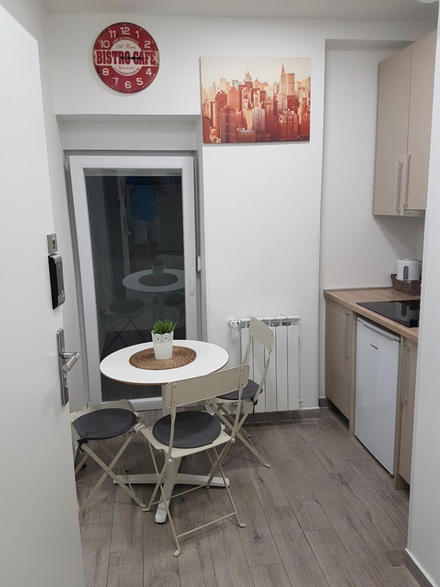 Apartments Lucky Place 萨格勒布 外观 照片