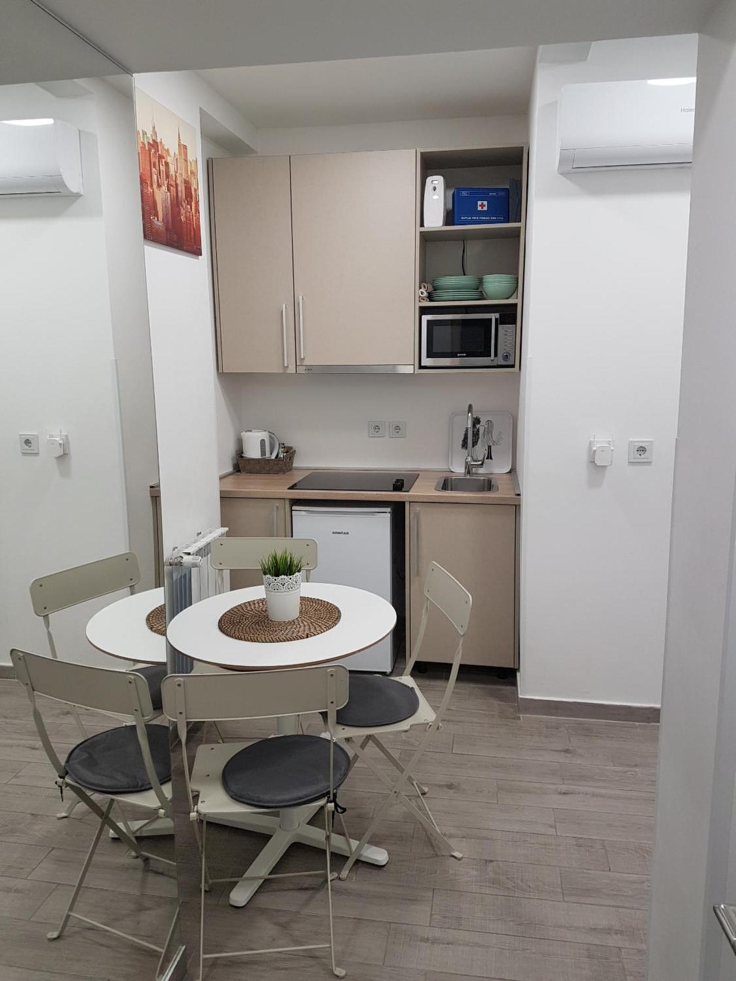 Apartments Lucky Place 萨格勒布 外观 照片