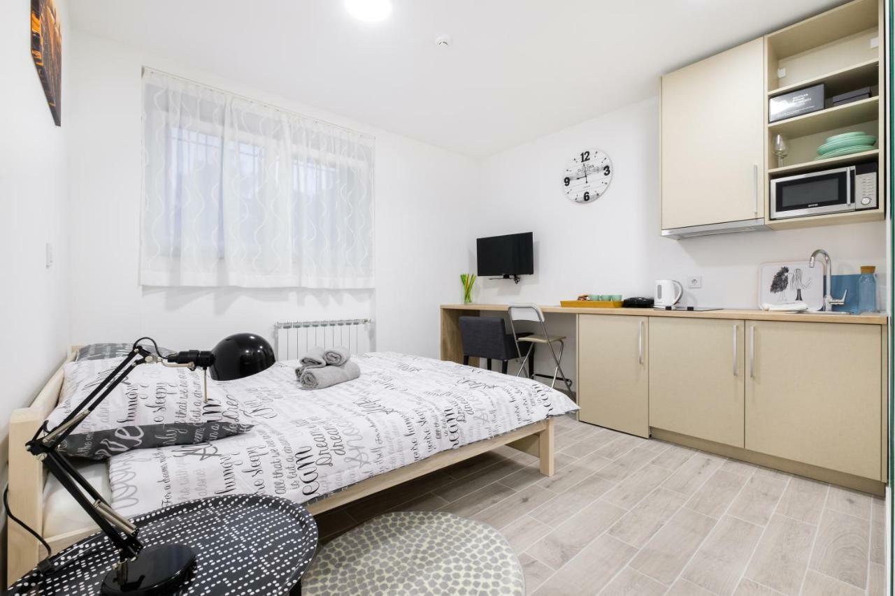 Apartments Lucky Place 萨格勒布 外观 照片